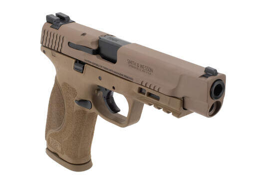 S&W M&P9 pistol features a 17 round capacity